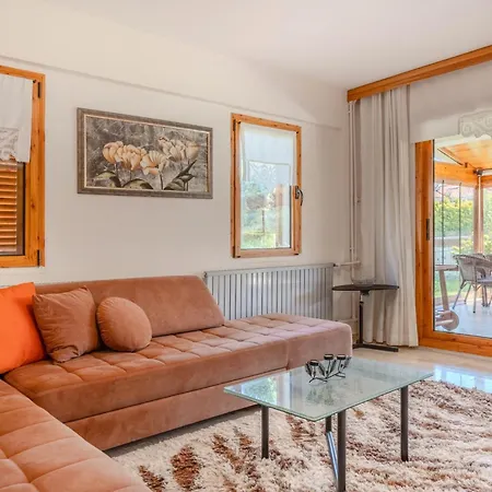 Spacious With Garden 3 Min To فيلة